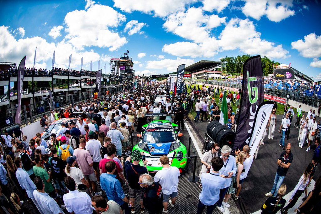 Skuffelse på Spa-Francorchamps: Bastian Buus udgik fra 24-timersløbet
(Foto: Dinamic GT)